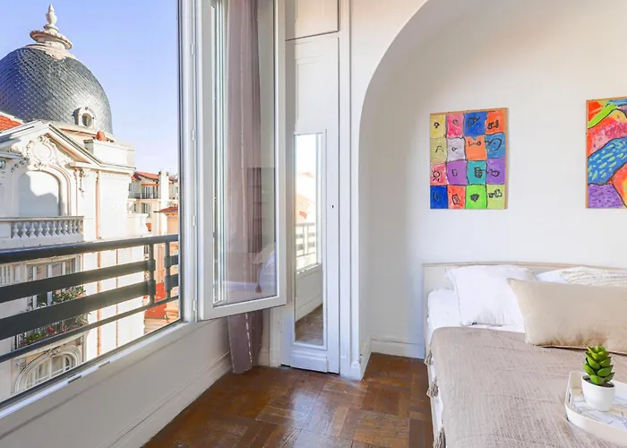 Apartment Les Colisées